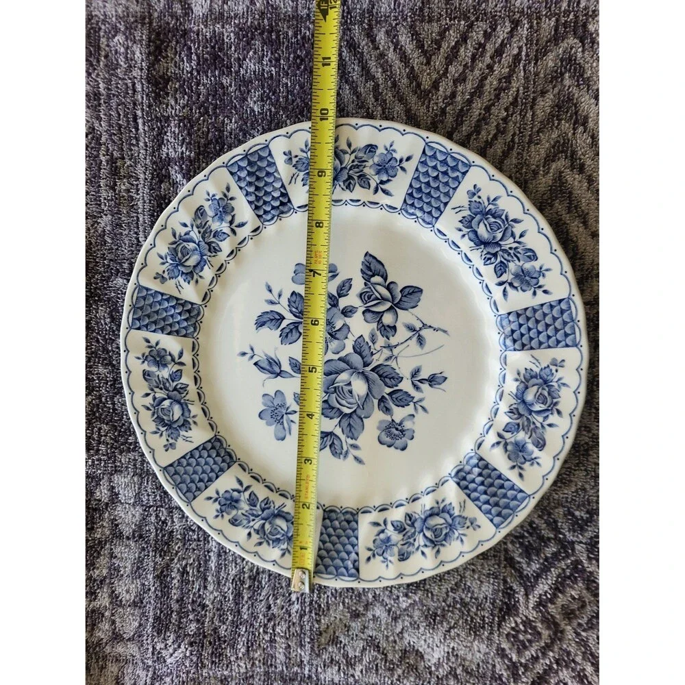 Melody Myott Fine Ironstone England Plate (blue & white)